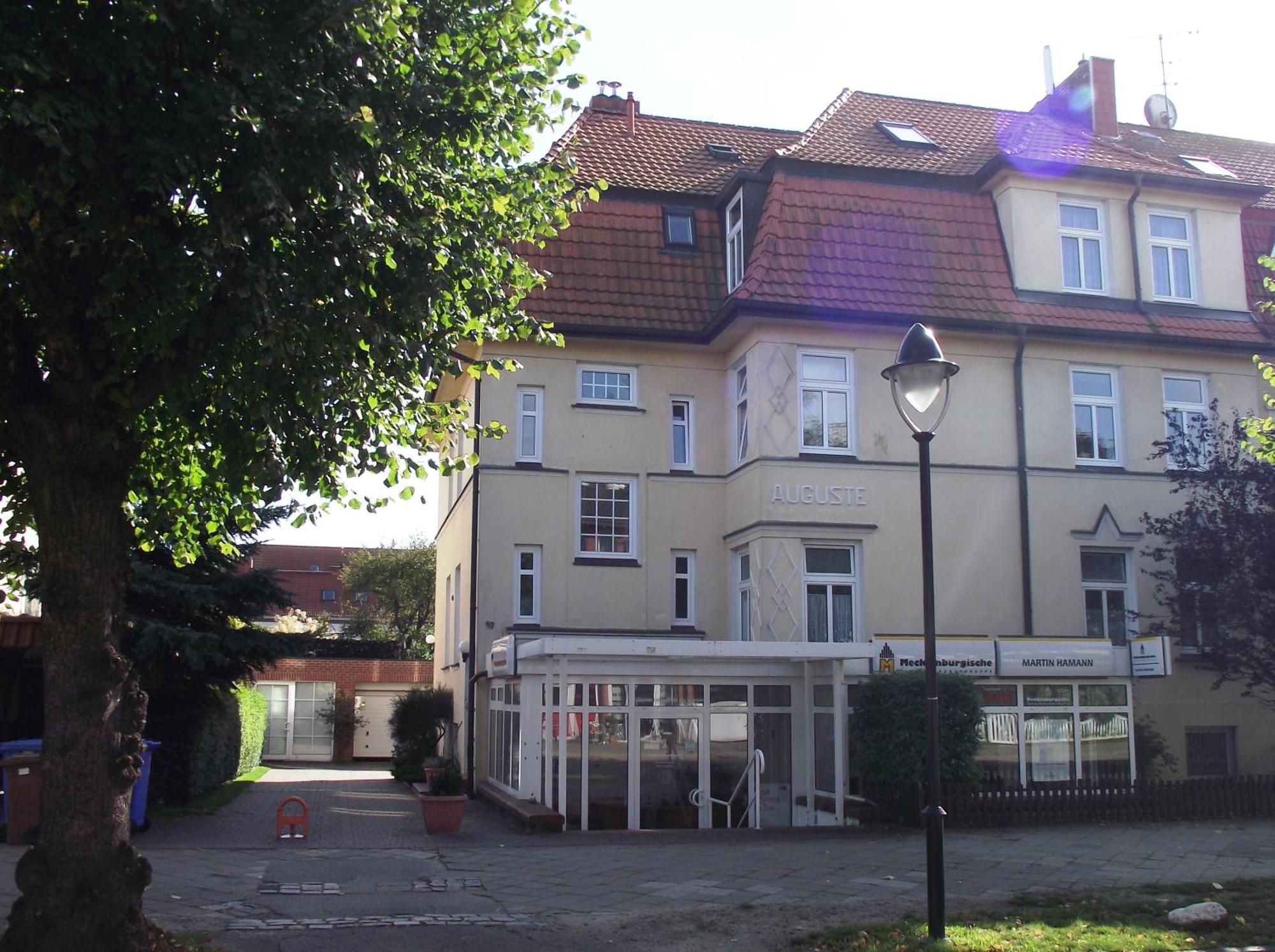 Appartement & Ferienwohnungen Thiess Rostock Eksteriør bilde